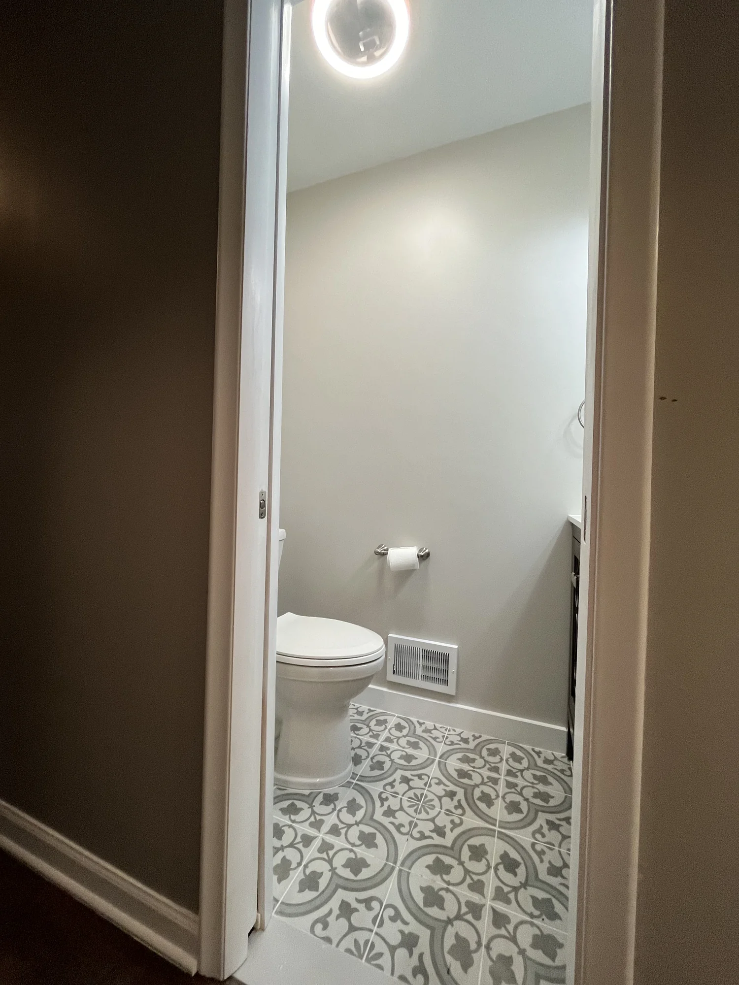 Half Bath — photo 15