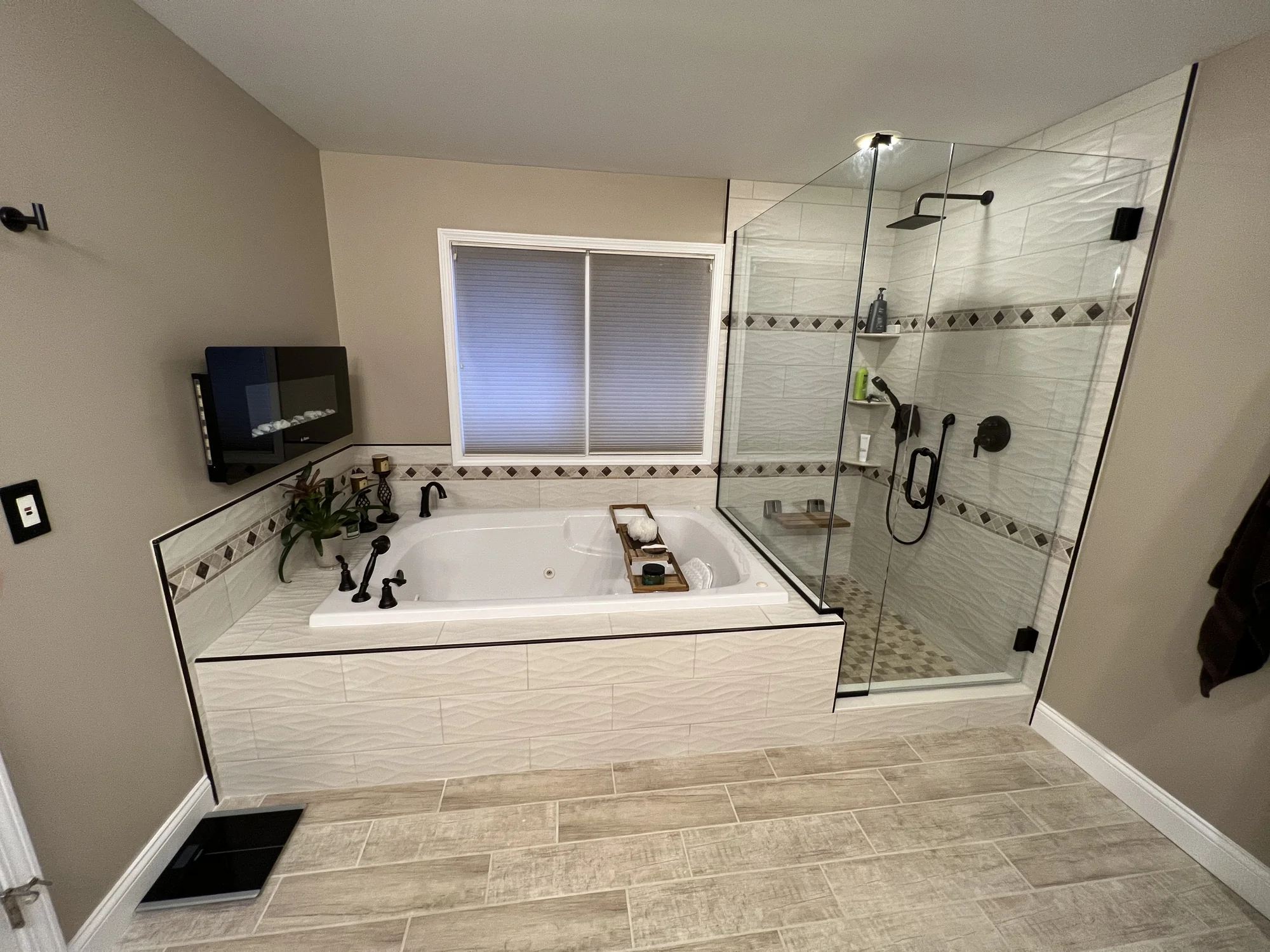 Primary Bath with Jetted Tub — photo 8