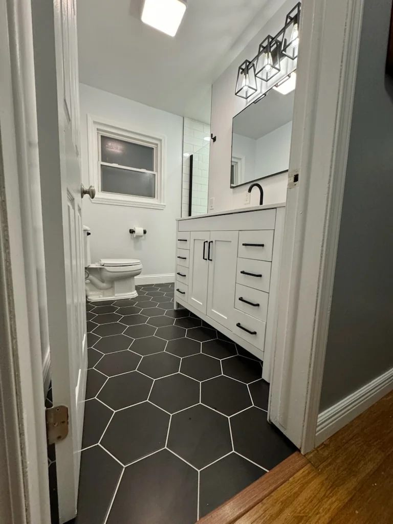 Saint Clair Shores Bath — photo 1