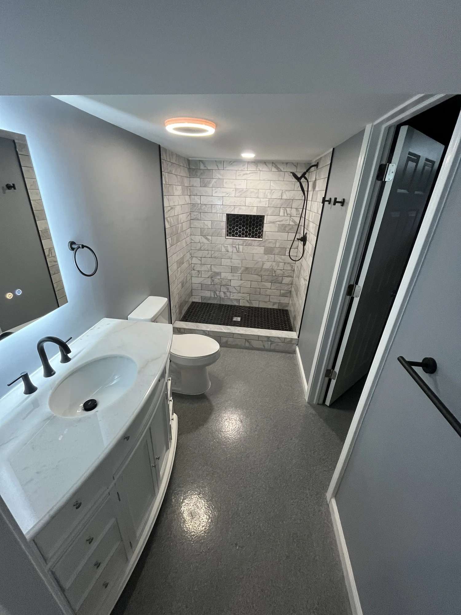 Subway-Tile Niche-Shower Bath — photo 11