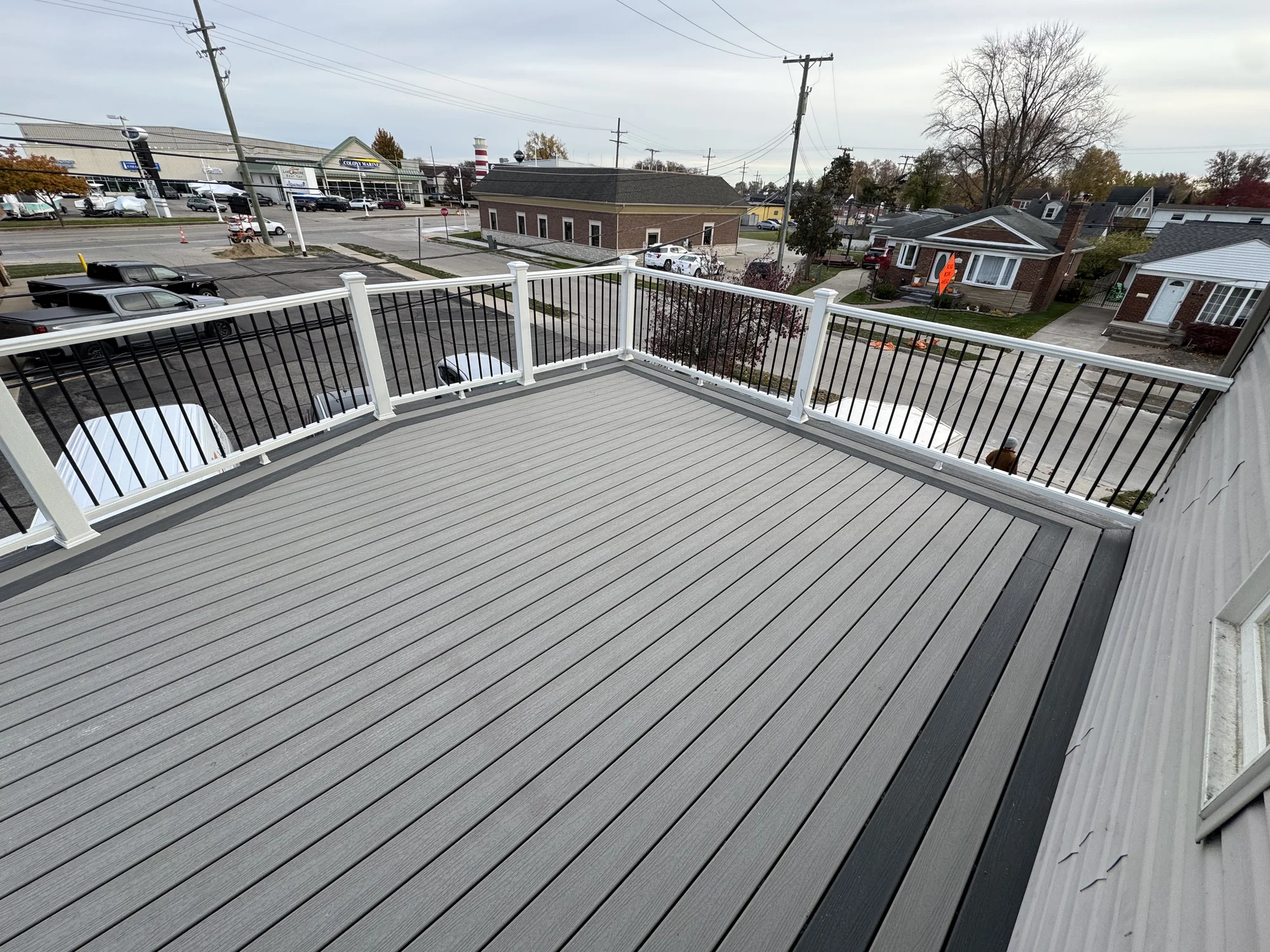 Composite Deck — photo 3