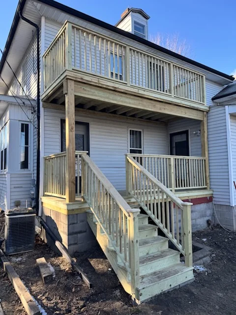 Custom Deck — photo 5
