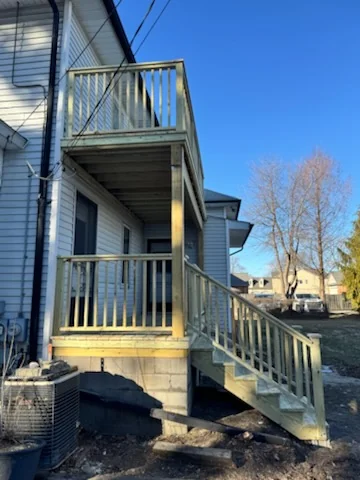 Custom Deck — photo 7
