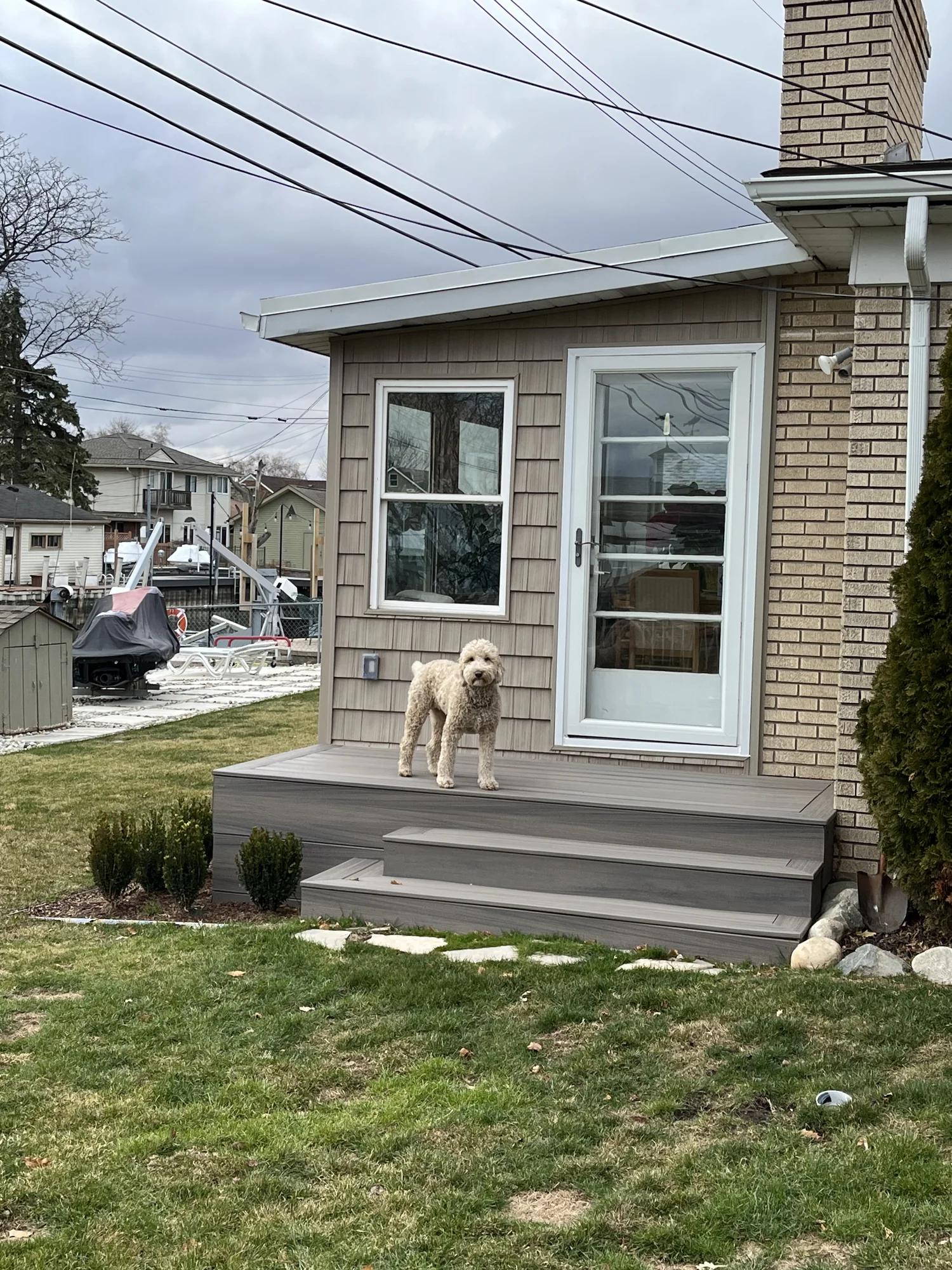 Green-Siding Front Entry — photo 1