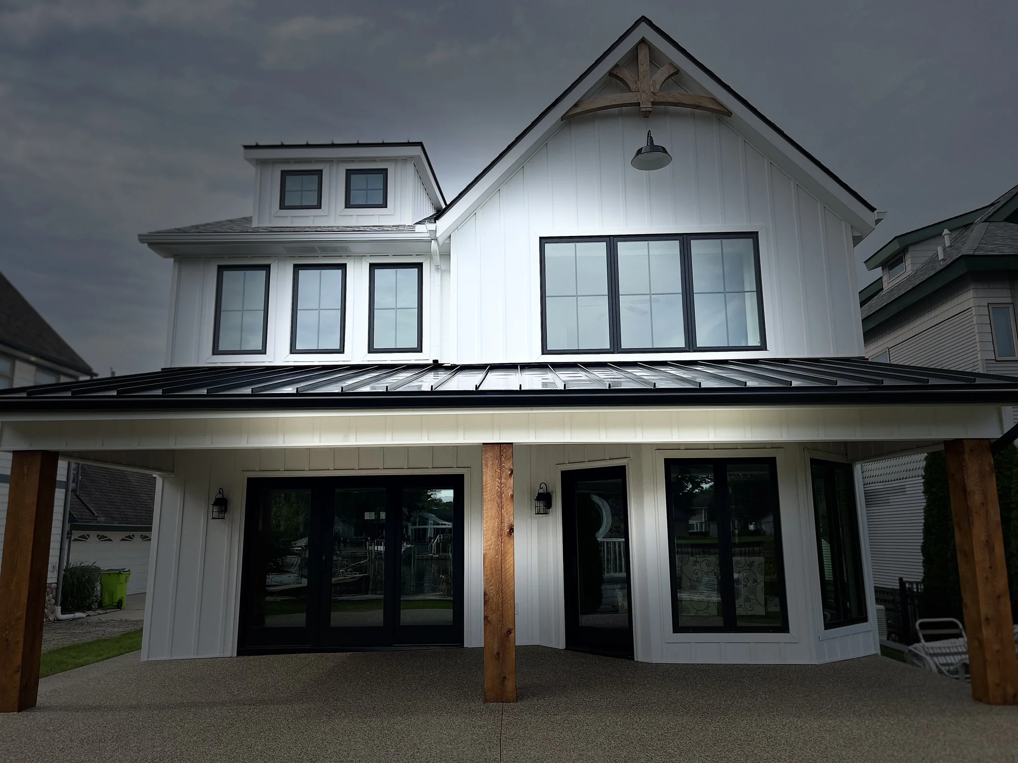 Modern Farmhouse Front — photo 4