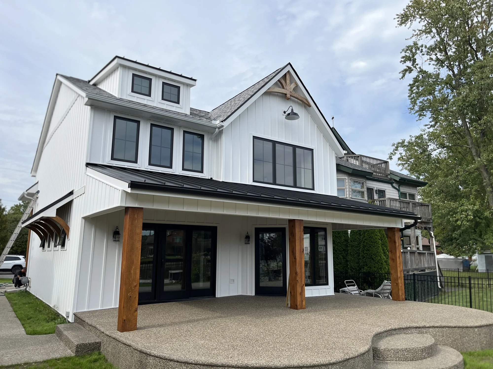 Modern Farmhouse Front — photo 7