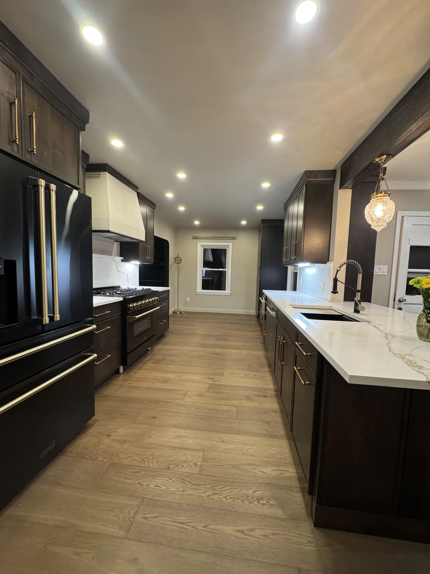 Dark Cabinet + Beam Kitchen — photo 2
