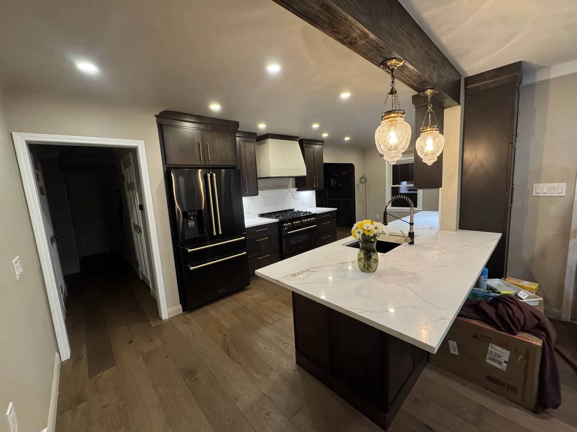 Dark Cabinet + Beam Kitchen — photo 10