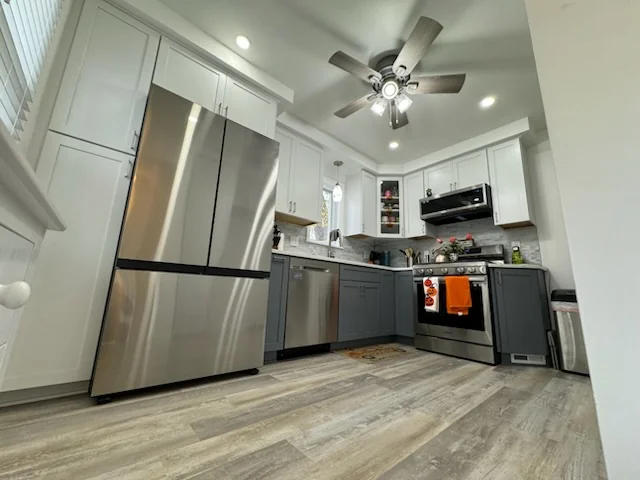 Saint Clair Shores Kitchen — photo 3