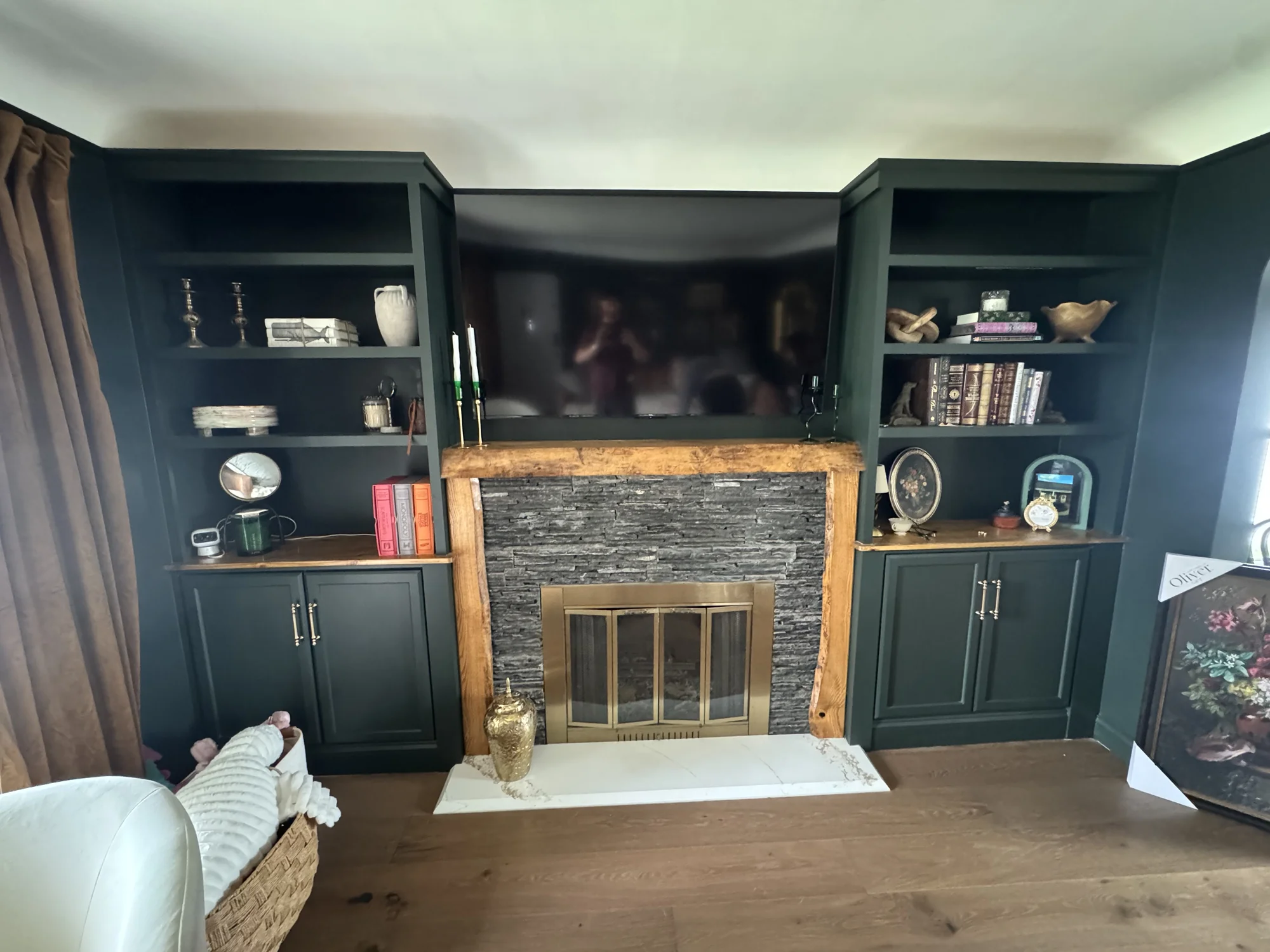 Dark Green Fireplace Living Room — photo 1