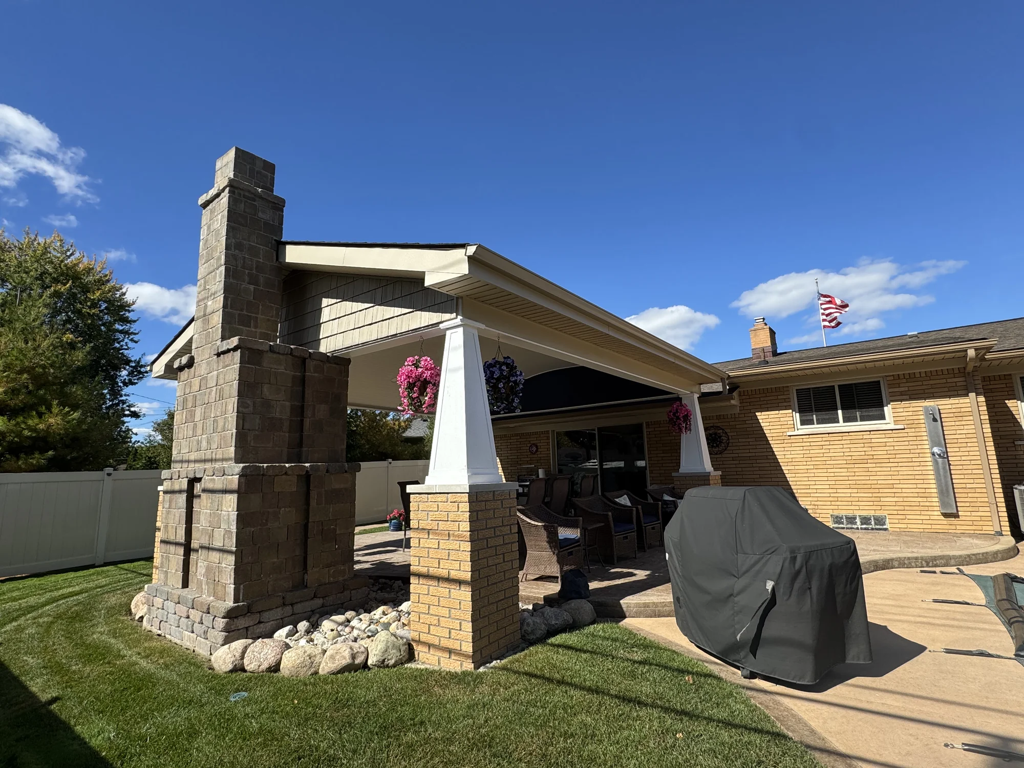 Stone-Chimney Pergola — photo 6