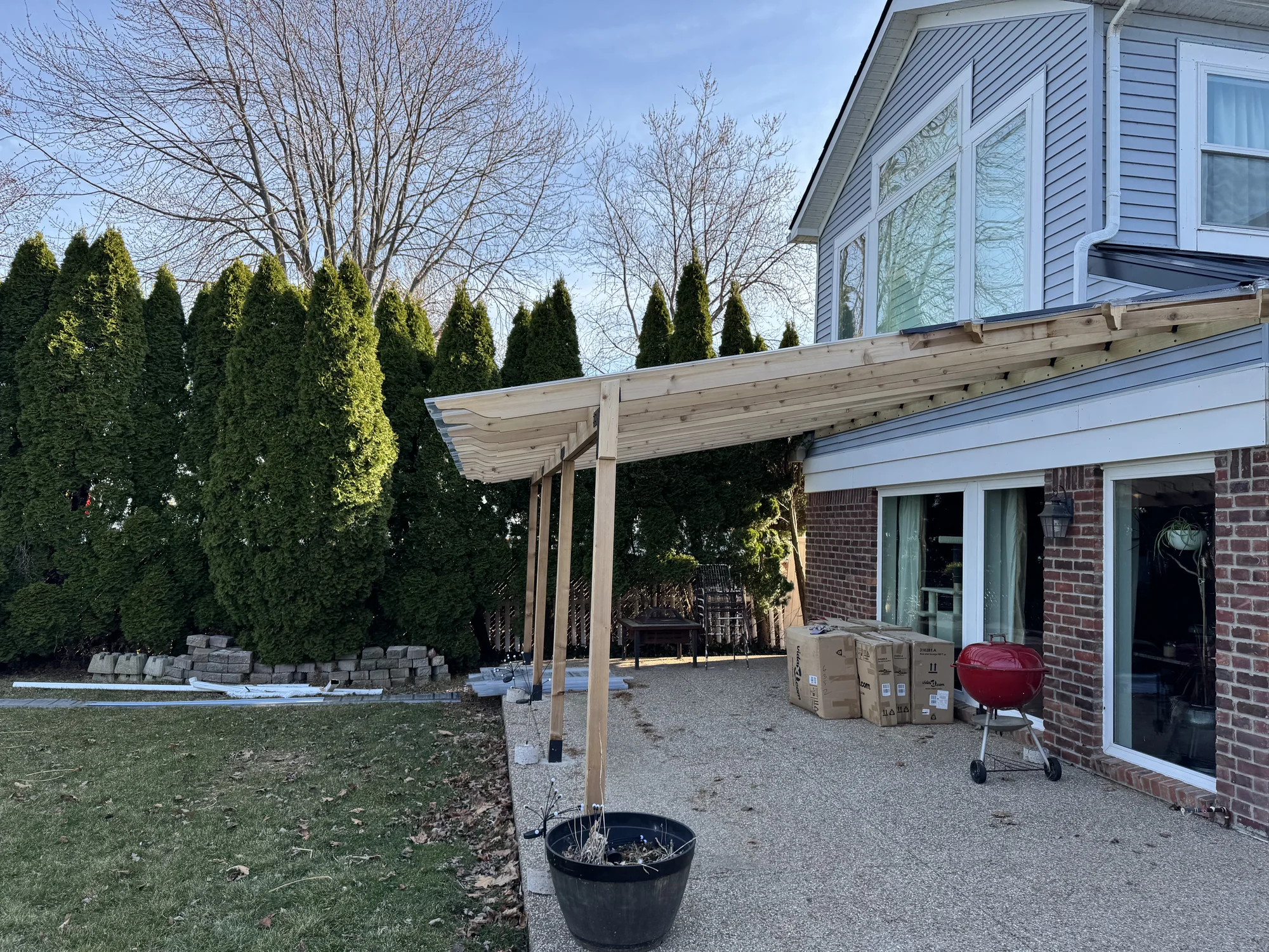Covered Porch — photo 3