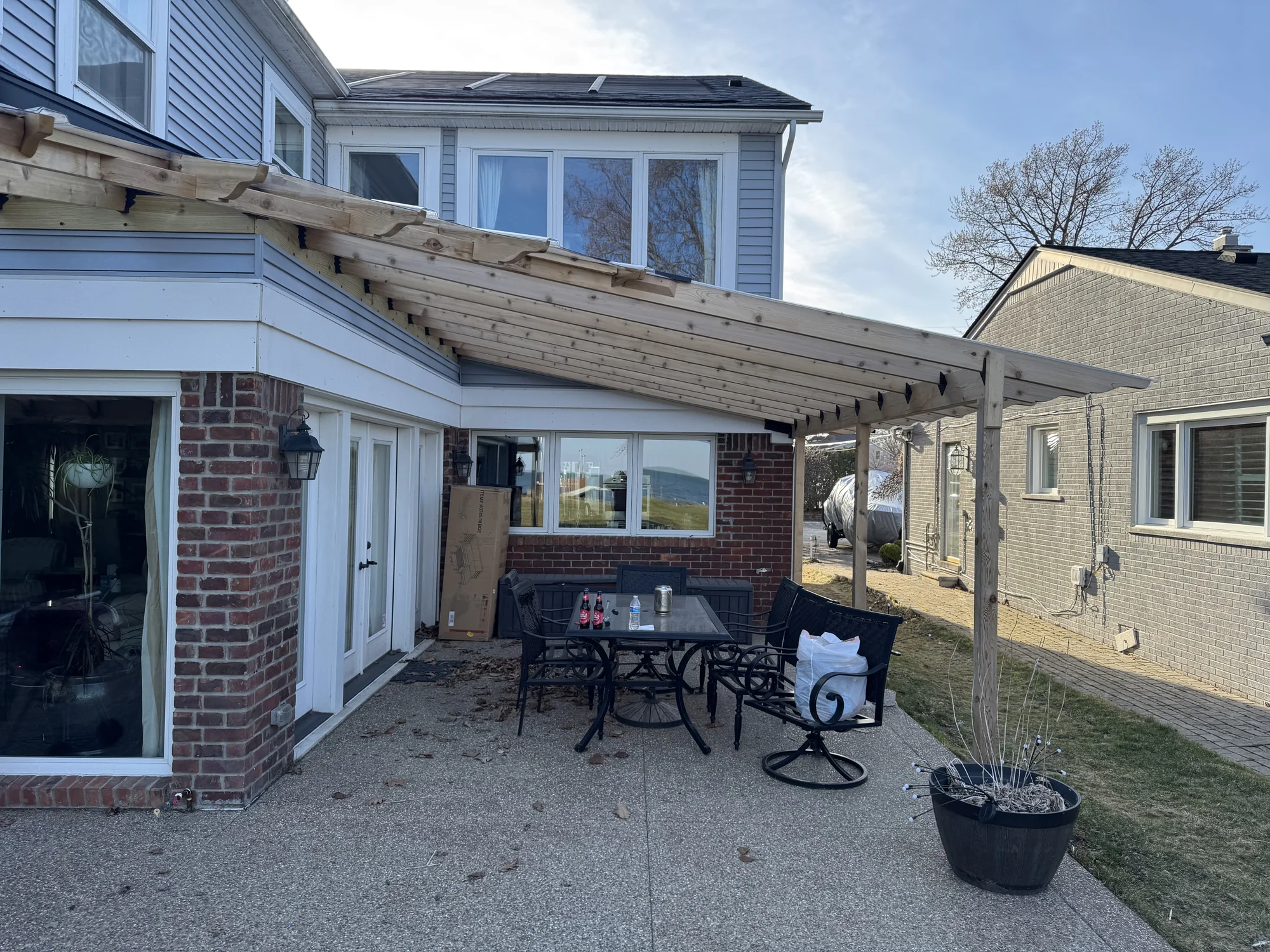 Covered Porch — photo 9