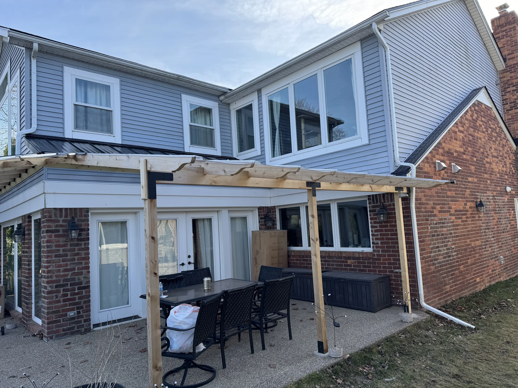 Covered Porch — photo 12