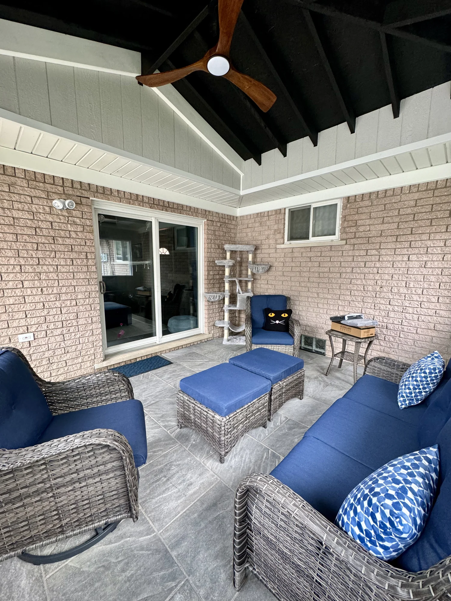 Screened-In Porch — photo 19