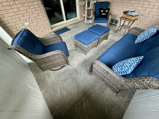 Sunroom Interior — photo 5