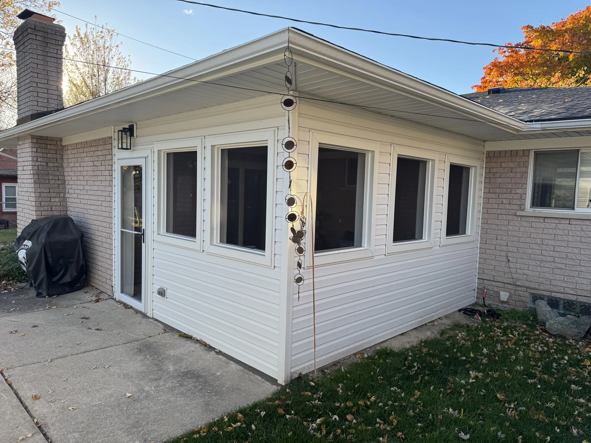 White-Siding Sunroom — photo 6
